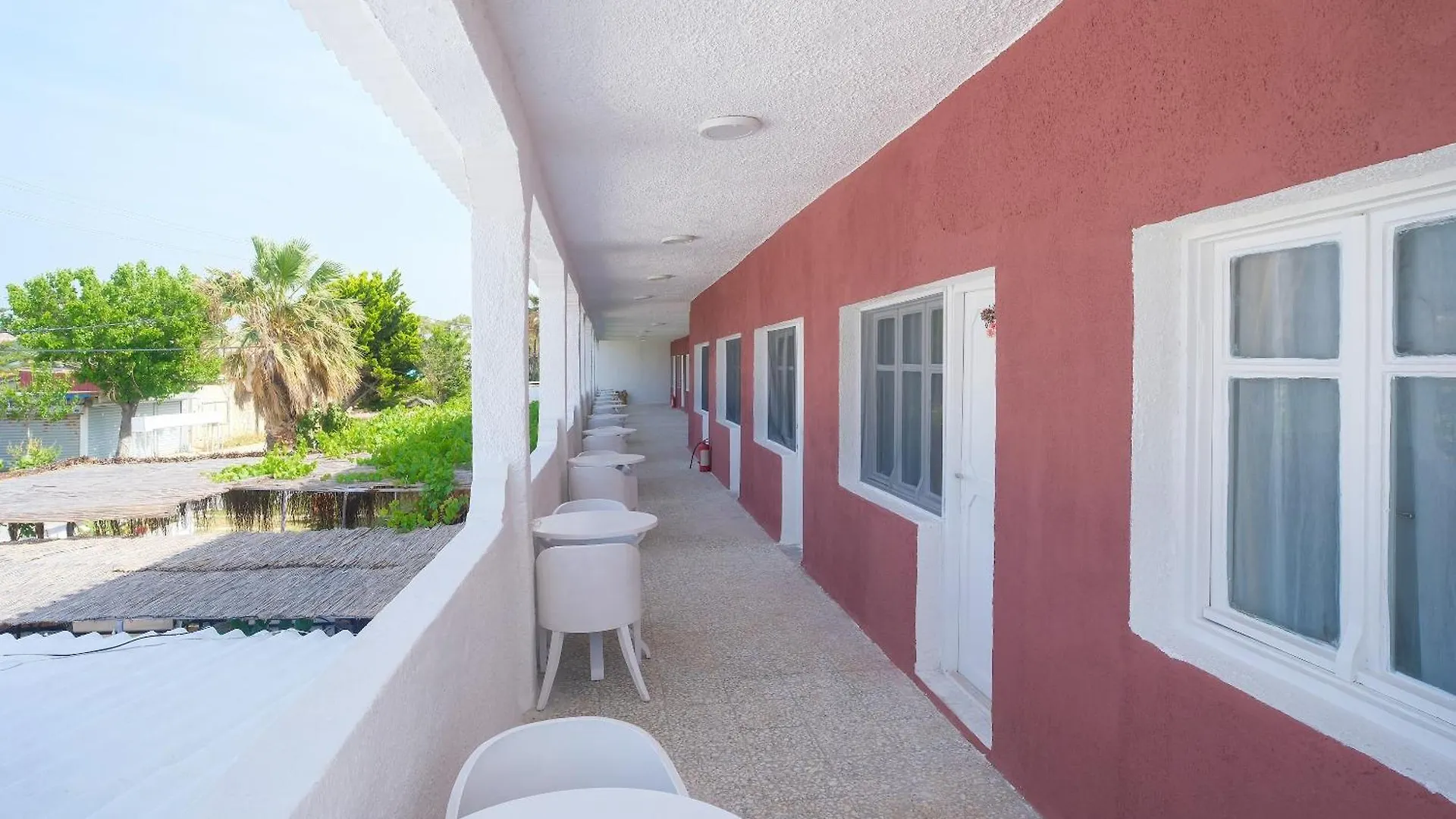 Imren'S Otel Çeşme Türkiye